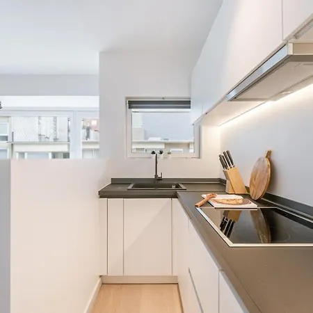 Huswell - Centrally Located In Daire *